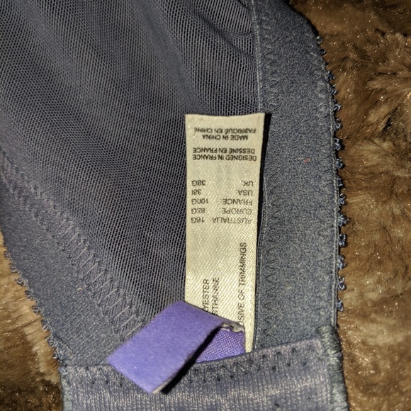 Purple lace bra - Picture 7 of 7